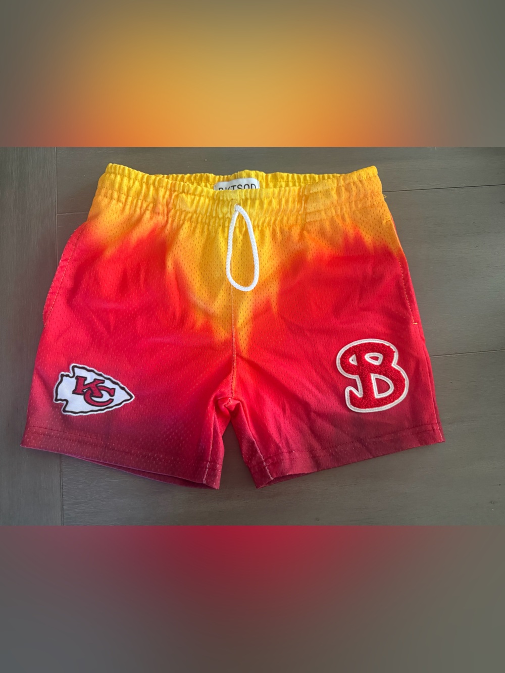 BucketSquad BKTSQD Rare Kansas City Chiefs Shorts Youth Size Medium